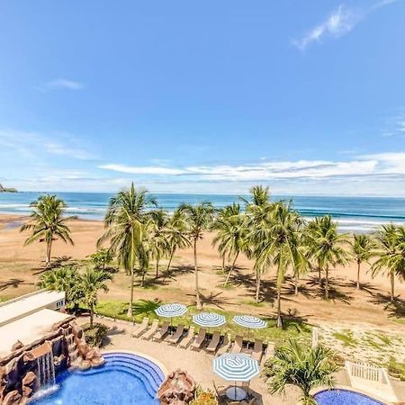 Luxury Oceanfront Stay, Two Master Suites, Walk To Town Jaco Exterior photo